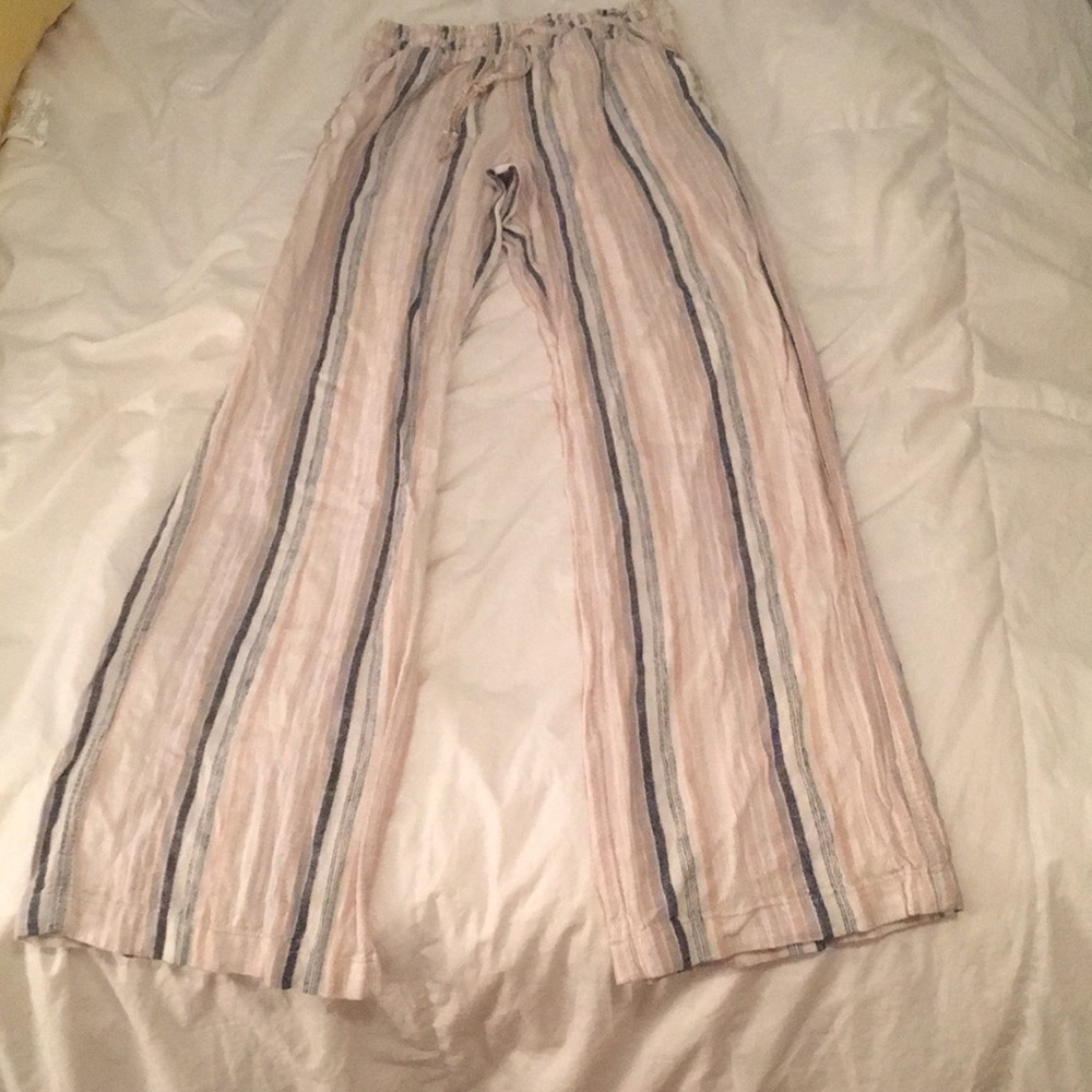 Flowy patterned pants